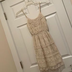 🟡 XS Boho off white dress